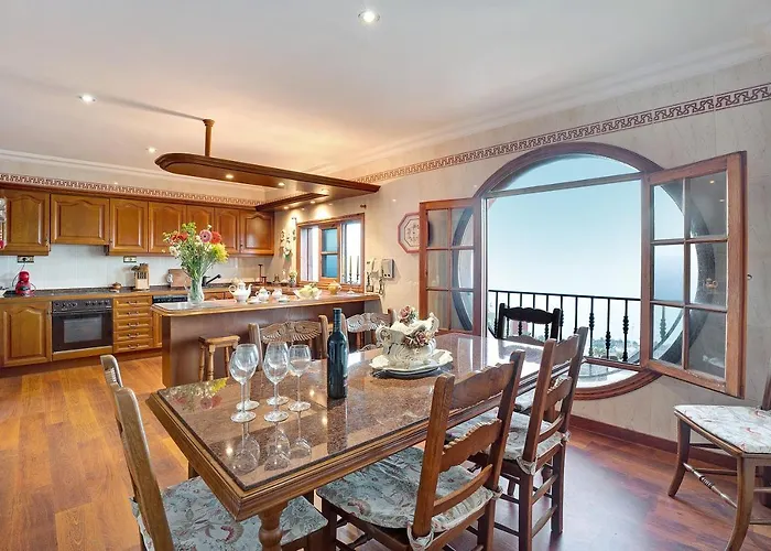 Casa La Victoria Ла-Виктория-де-Асентехо